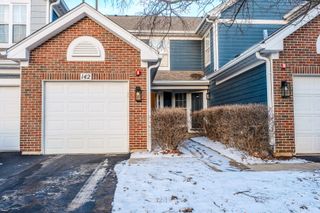 142 Kennebunk Court, Glendale Heights, IL 60139