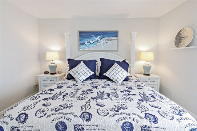 3554 Ocean Drive 402S, Vero Beach, FL 32963