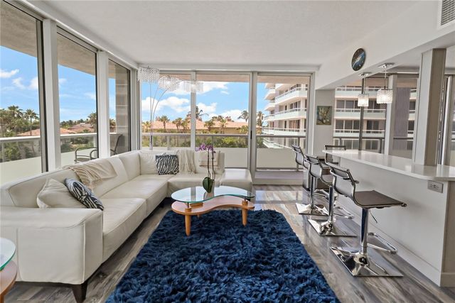 3554 Ocean Drive 402S, Vero Beach, FL 32963