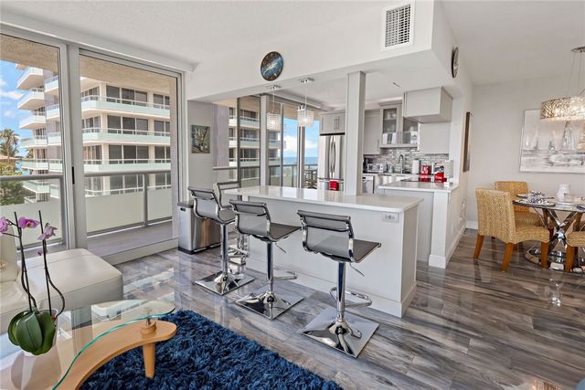 3554 Ocean Drive 402S, Vero Beach, FL 32963
