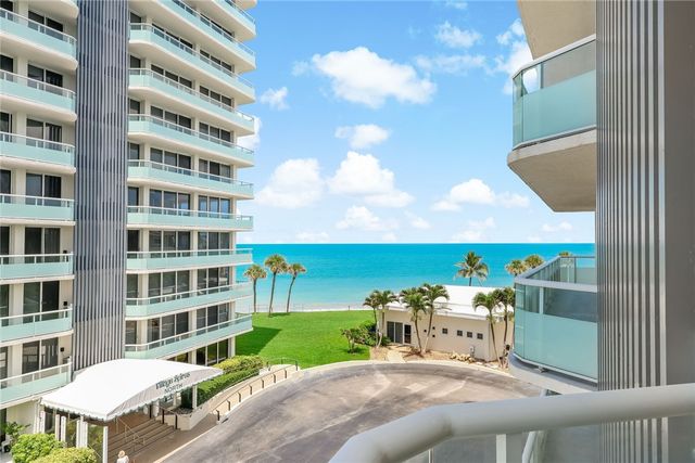 3554 Ocean Drive 402S, Vero Beach, FL 32963