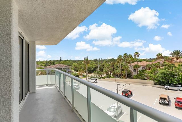 3554 Ocean Drive 402S, Vero Beach, FL 32963