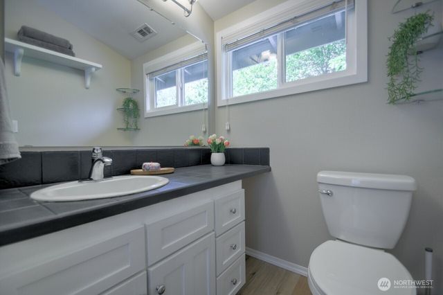 1406 Eskridge Boulevard SE, Olympia, WA 98501