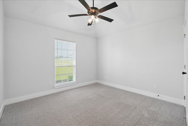 1005 Paradise Parkway, Poolville, TX 76487