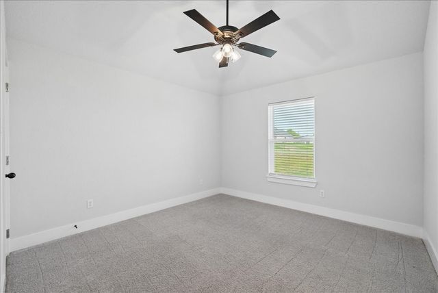 1005 Paradise Parkway, Poolville, TX 76487