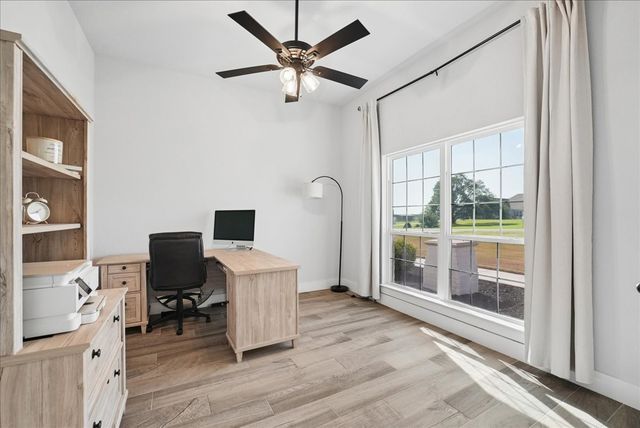 1005 Paradise Parkway, Poolville, TX 76487