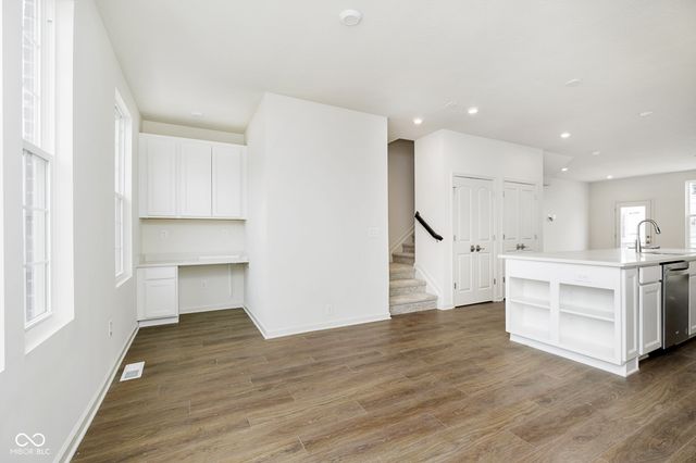 14524 Elsmere Lane, Carmel, IN 46074
