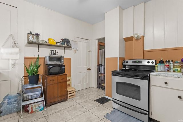 136 W 7th Street, Peru, IN 46970