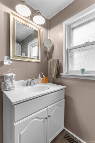 136 W 7th Street, Peru, IN 46970