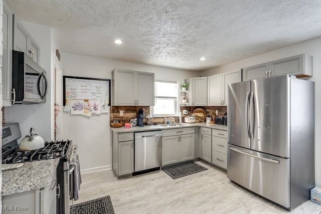 5502 Hampstead Avenue, Parma, OH 44129