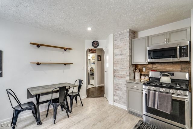 5502 Hampstead Avenue, Parma, OH 44129