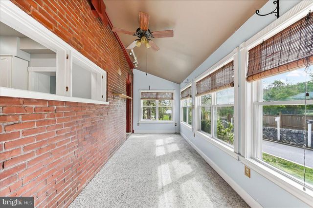 825 PEQUEA AVE, Gap, PA 17527