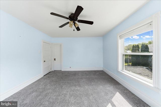 825 PEQUEA AVE, Gap, PA 17527