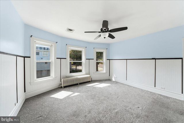 825 PEQUEA AVE, Gap, PA 17527