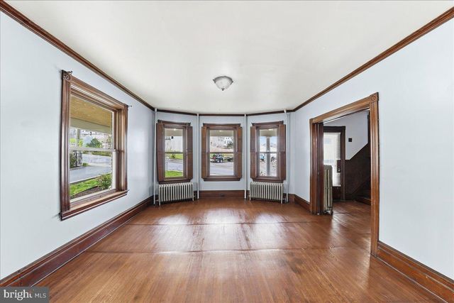 825 PEQUEA AVE, Gap, PA 17527