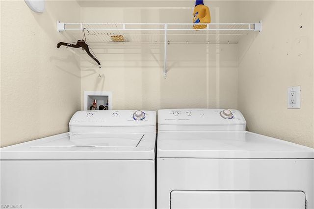 1137 Van Loon Commons CIR 203, Cape Coral, FL 33909