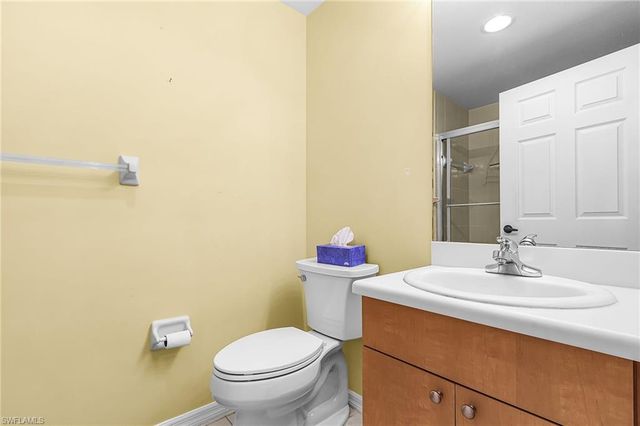 1137 Van Loon Commons CIR 203, Cape Coral, FL 33909