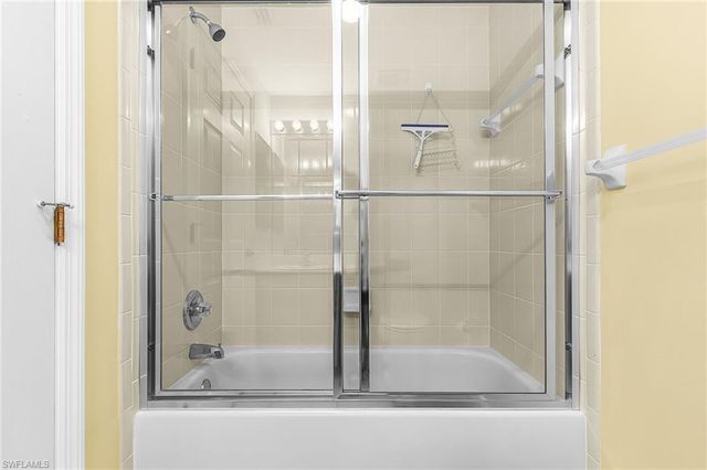 1137 Van Loon Commons CIR 203, Cape Coral, FL 33909