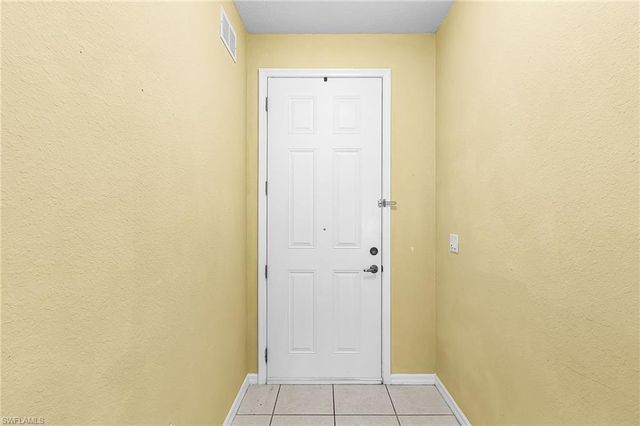 1137 Van Loon Commons CIR 203, Cape Coral, FL 33909