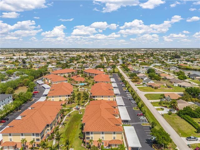1137 Van Loon Commons CIR 203, Cape Coral, FL 33909