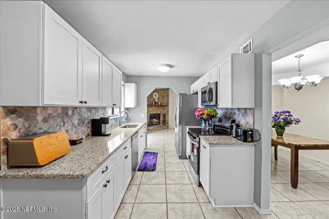 560 GEORGE TAYLOR Street, Orange Park, FL 32073