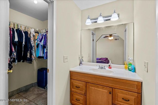 560 GEORGE TAYLOR Street, Orange Park, FL 32073