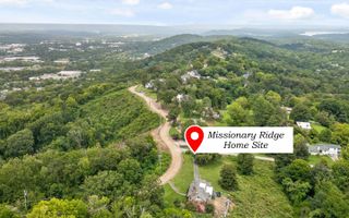 262 N Crest Road, Chattanooga, TN 37404