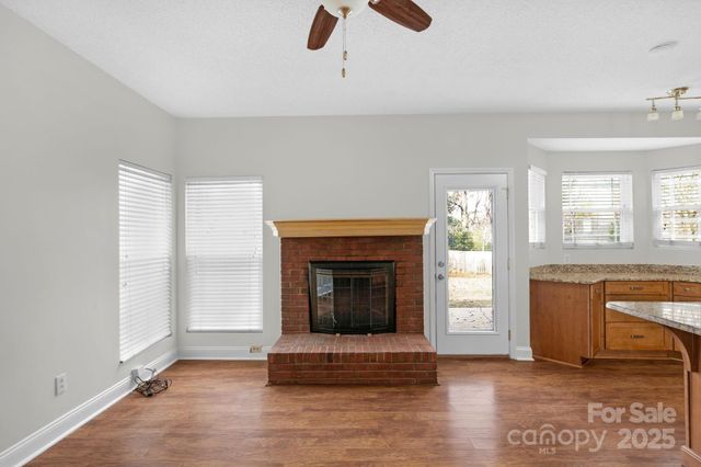 6109 Tartan Green Court, Charlotte, NC 28227