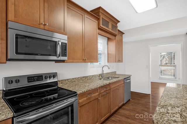 6109 Tartan Green Court, Charlotte, NC 28227