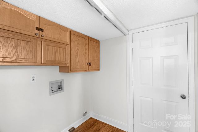 6109 Tartan Green Court, Charlotte, NC 28227