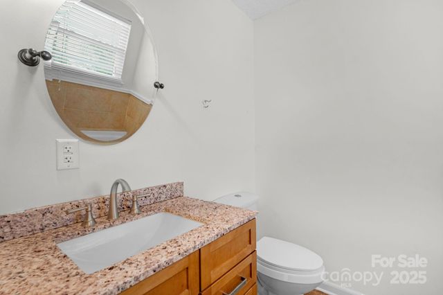 6109 Tartan Green Court, Charlotte, NC 28227