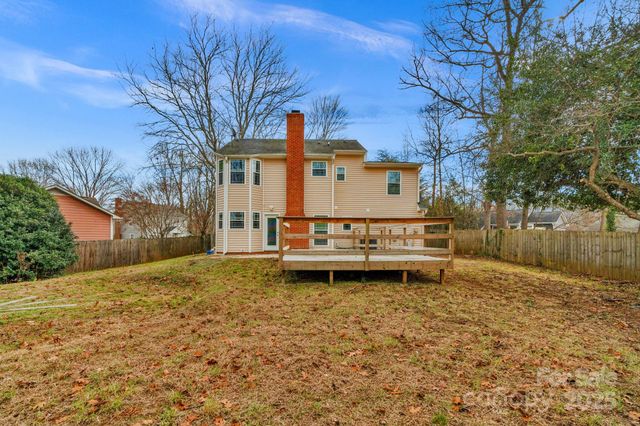 6109 Tartan Green Court, Charlotte, NC 28227