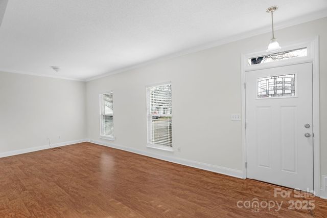 6109 Tartan Green Court, Charlotte, NC 28227