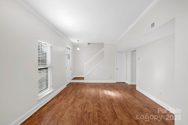 6109 Tartan Green Court, Charlotte, NC 28227