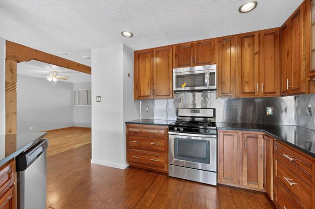 795 Tramway Lane NE UNIT C, Albuquerque, NM 87122