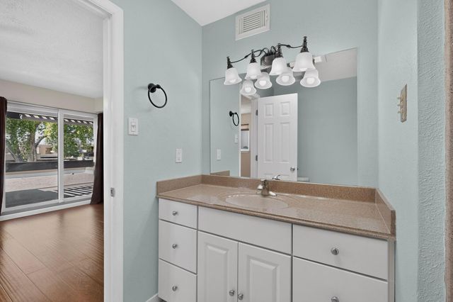 795 Tramway Lane NE UNIT C, Albuquerque, NM 87122