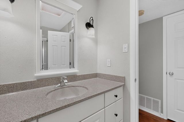 795 Tramway Lane NE UNIT C, Albuquerque, NM 87122