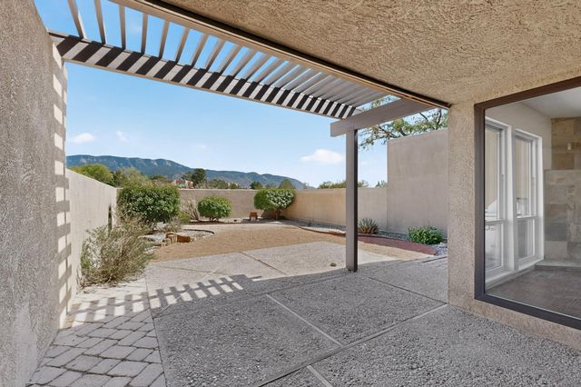 795 Tramway Lane NE UNIT C, Albuquerque, NM 87122