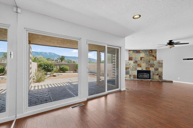 795 Tramway Lane NE UNIT C, Albuquerque, NM 87122