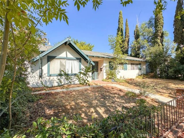 585 N Wendy Drive, Newbury Park, CA 91320