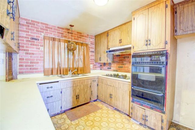 585 N Wendy Drive, Newbury Park, CA 91320