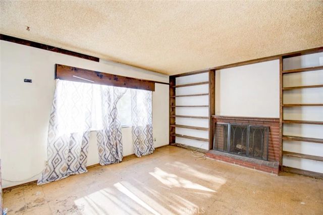 585 N Wendy Drive, Newbury Park, CA 91320