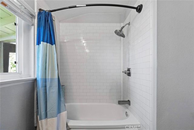 2066 Royalty, Pomona, CA 91767