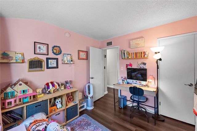 2066 Royalty, Pomona, CA 91767