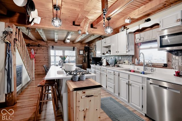 9745 Cumberland Road, Fishers, IN 46037