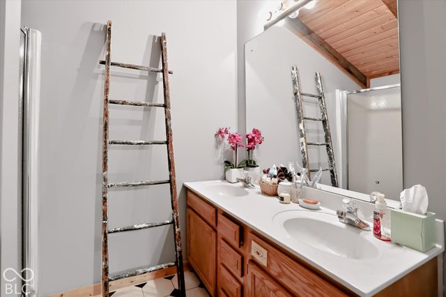 9745 Cumberland Road, Fishers, IN 46037