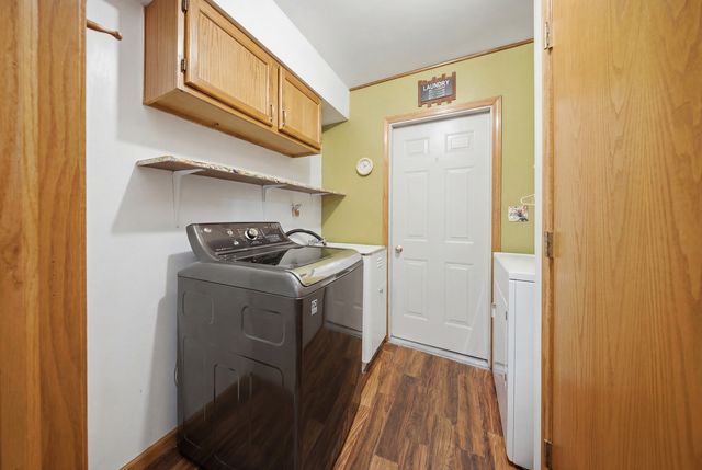 1410 Austin Avenue, Aurora, IL 60505