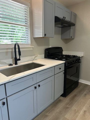 609 Juno Lane, Denton, TX 76209