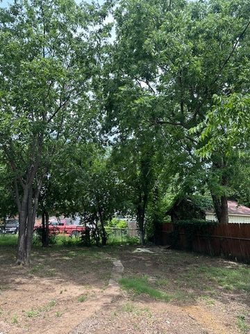 609 Juno Lane, Denton, TX 76209