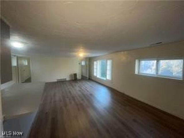 5438 Chapel Road, Madison, OH 44057